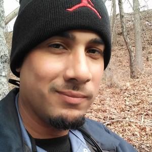 Meet your Posher, Javier